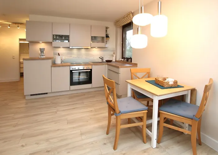 Badestra_e 80_ Whg_ 1_ Goting Hus Daire *